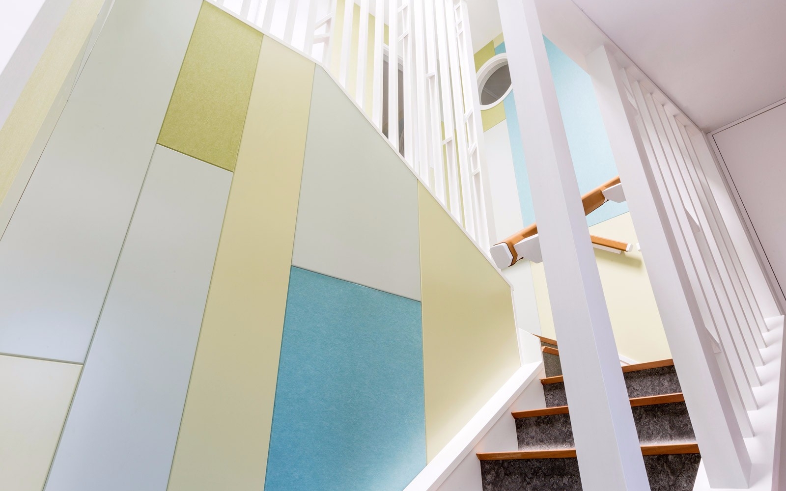 Simpson-Hindson-House_stairwell-from-below_2-of-6